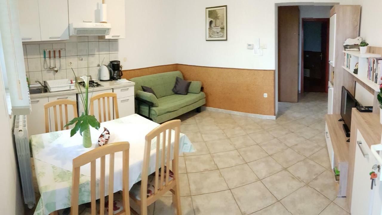 PUY Villa Noela מראה חיצוני תמונה
